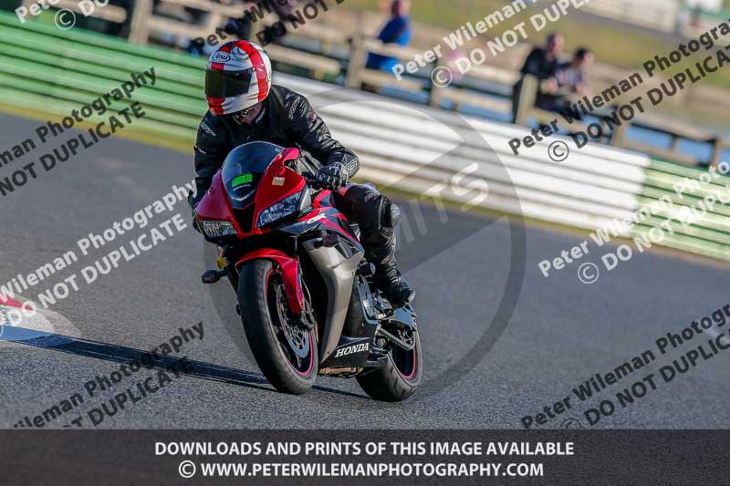 PJM Wedding Photography;enduro digital images;event digital images;eventdigitalimages;mallory park;mallory park photographs;mallory park trackday;mallory park trackday photographs;no limits trackdays;peter wileman photography;racing digital images;trackday digital images;trackday photos